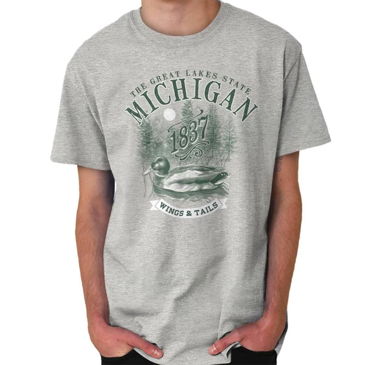 Michigan Great Lakes State Wildlife Hunter Adult Short Sleeve Crewneck Tee XXXL