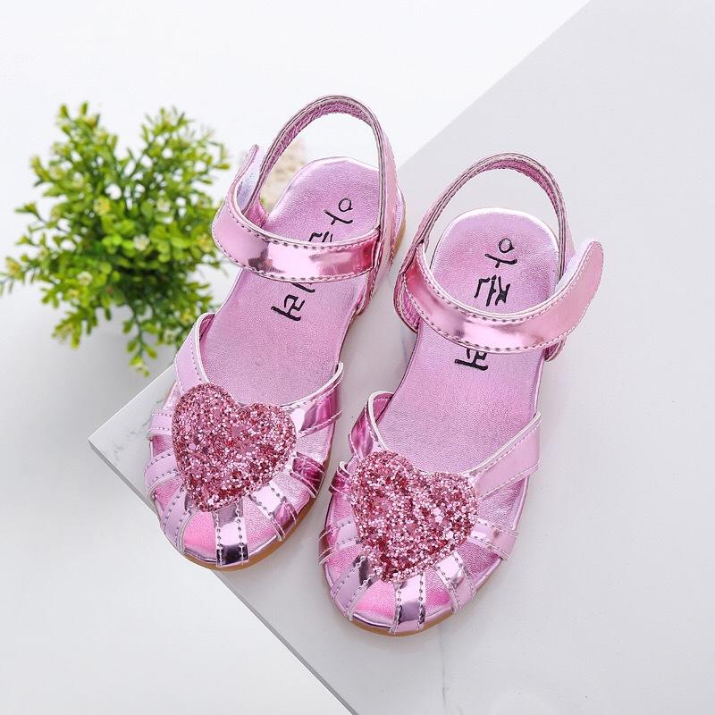 

Fashion Kids Flat Heart Sandals 2025 Summer New Girls Princess Shoes Simple Child Beach Shoe Anti Slip Girls Casual Sandals 21insole13.5cm розовый