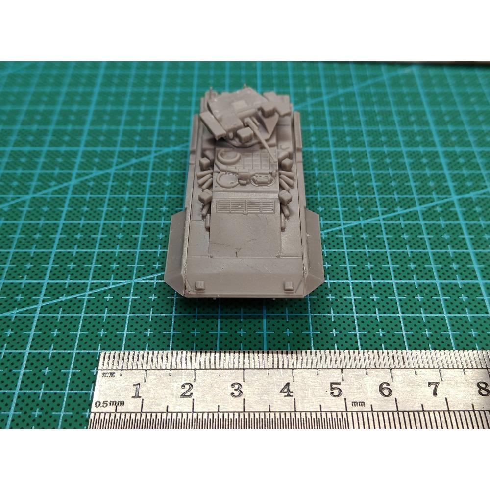 Maßstab 1/144 T-15 schwerer Infanterie-Kampfpanzer MODELLBAUSATZ