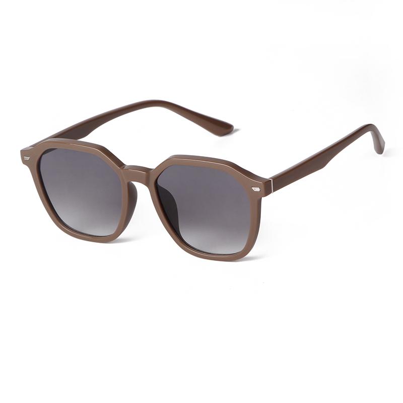Square Sunglasses Woman Man Compact Frame Design Sun Glasses for Female Retro Square Metal Eyeglasses UV400 Protection Summer