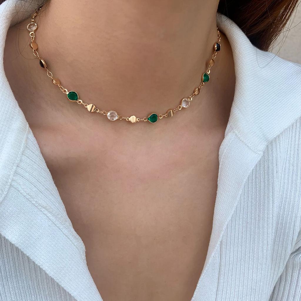 Crystal Charm Necklace Long Y-Shaped Chain Fringe Collarbone Chain Elegant Accessory for Parties and Everyday Wear