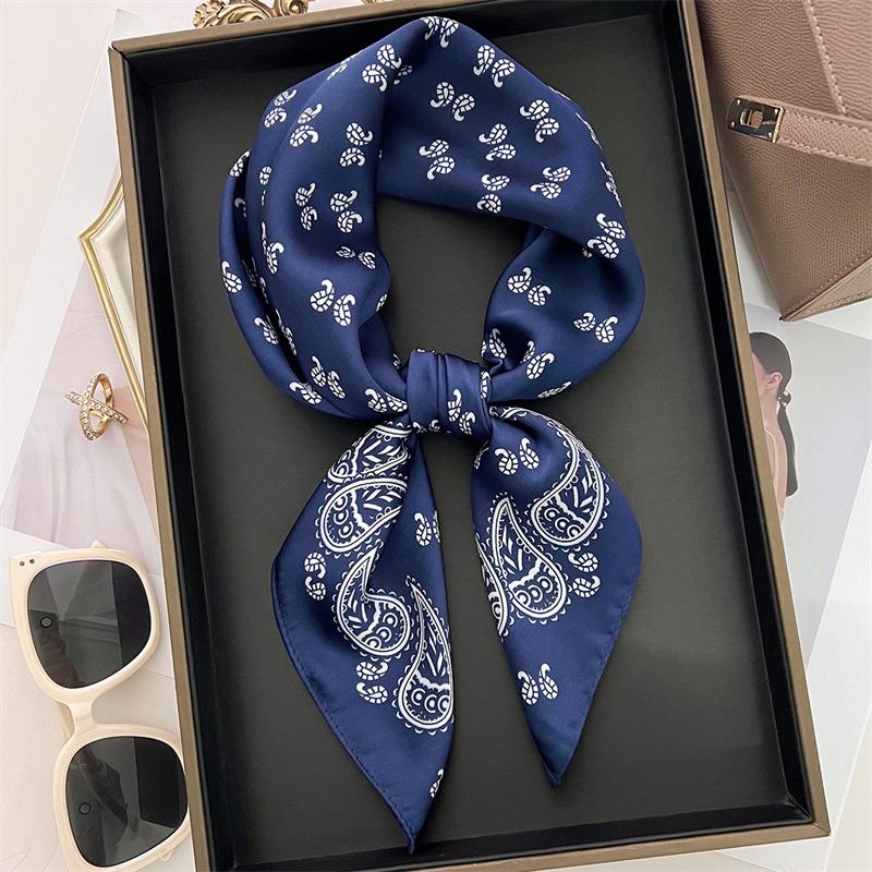 70cm Echarpe Pour Femmes Imprime Paisley Carre Echarpe Bandanna Printemps/été Imitation Soie Bandeau Cheveux Echarpe Doux Tache