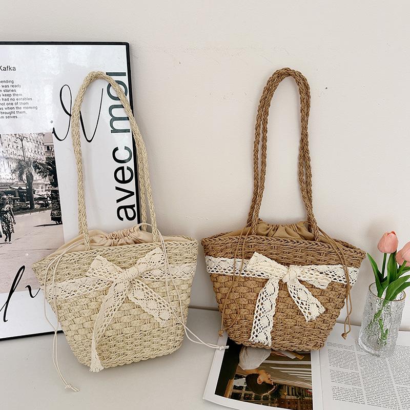 Pastoral Woven Bag Women's 2025 New Summer Seaside Vacation Beach Bag Shoulder Bag Vegetable Basket Straw Bag