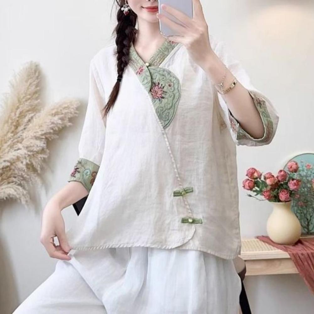 Summer Women's Vintage Ethnic Style Cotton Linen V-Neck Embroidered Buttoned Sleeveless Blouse Top
