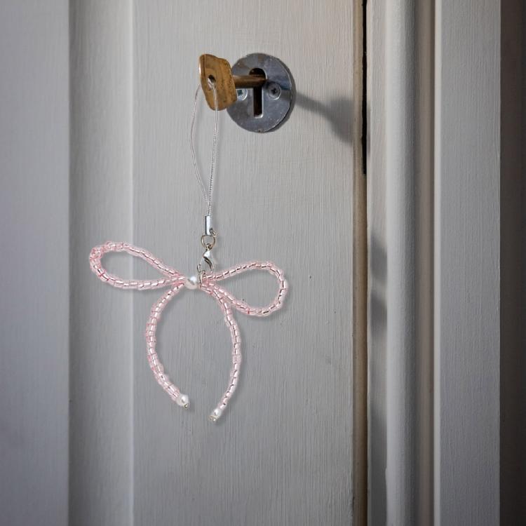 Adorable Phone Charm Chain Ornament Glass Beaded Bowknot Keychain Pendant Piece