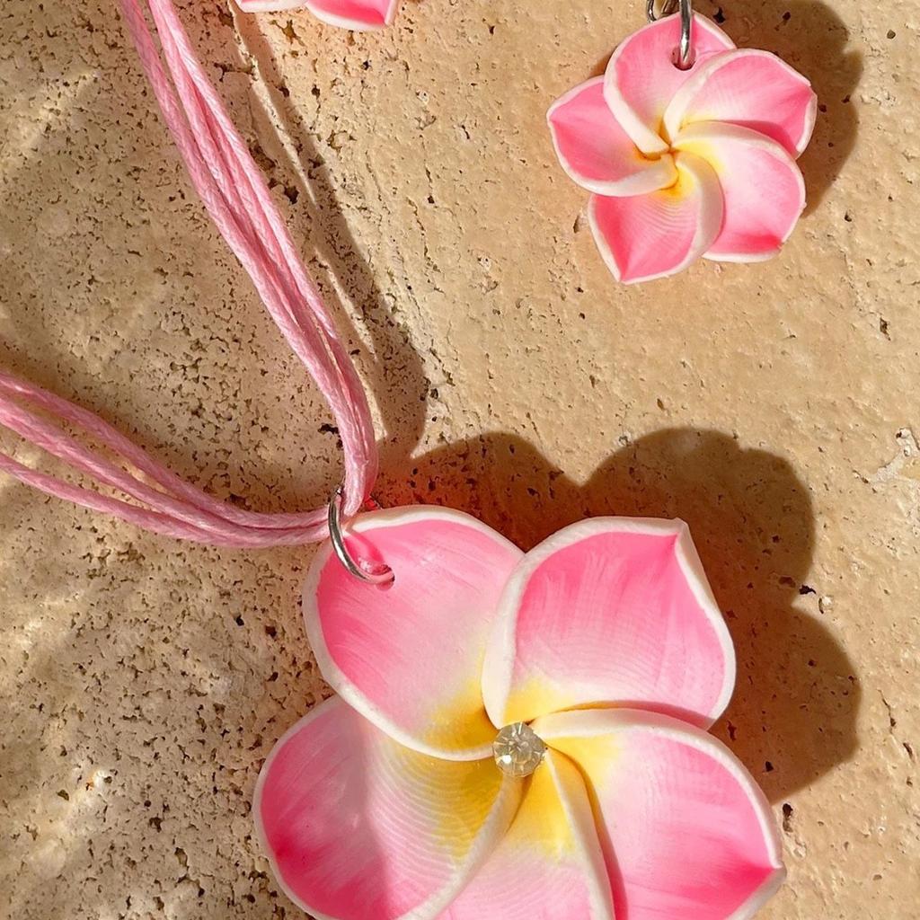 Soft Pottery Flower Personalized Necklace and Earrings Two-piece Set Wax Rope Soft Pottery Plumeria-shaped Bridesmaid Gift