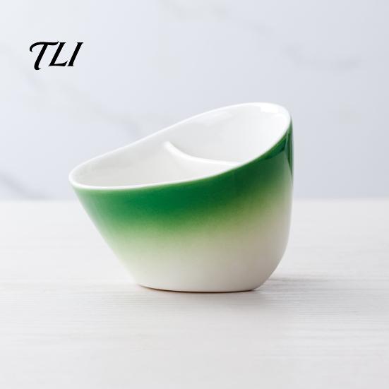 Praktischer lose Blatt Tee-Extraktor Keramik Kipp-Teetasse mit Siebeinsatz, Integriertes Sieb Tragbarer Brühbecher, Isolierbecher für 350 ml Fassungsvermögen,