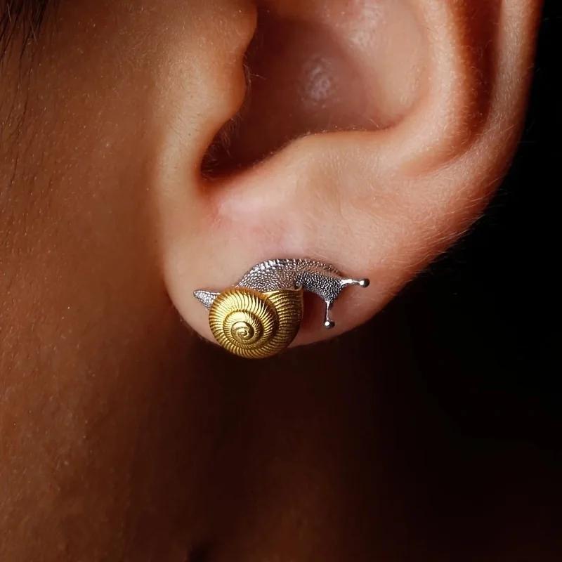 

LATS Gold copper Color Snail Studs Earrings for Women Men Dainty Ear Adornments Eye Catching Ear Ring Fashion Zircon