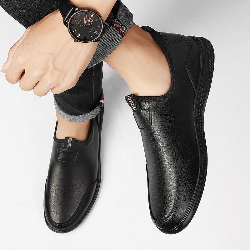 Fashion New Casual Men Shoes Adult Male Footwear Handmade Boat Shoes Leather Male Loafers Men Design Moccasin Fashion Slip on Soft Flat