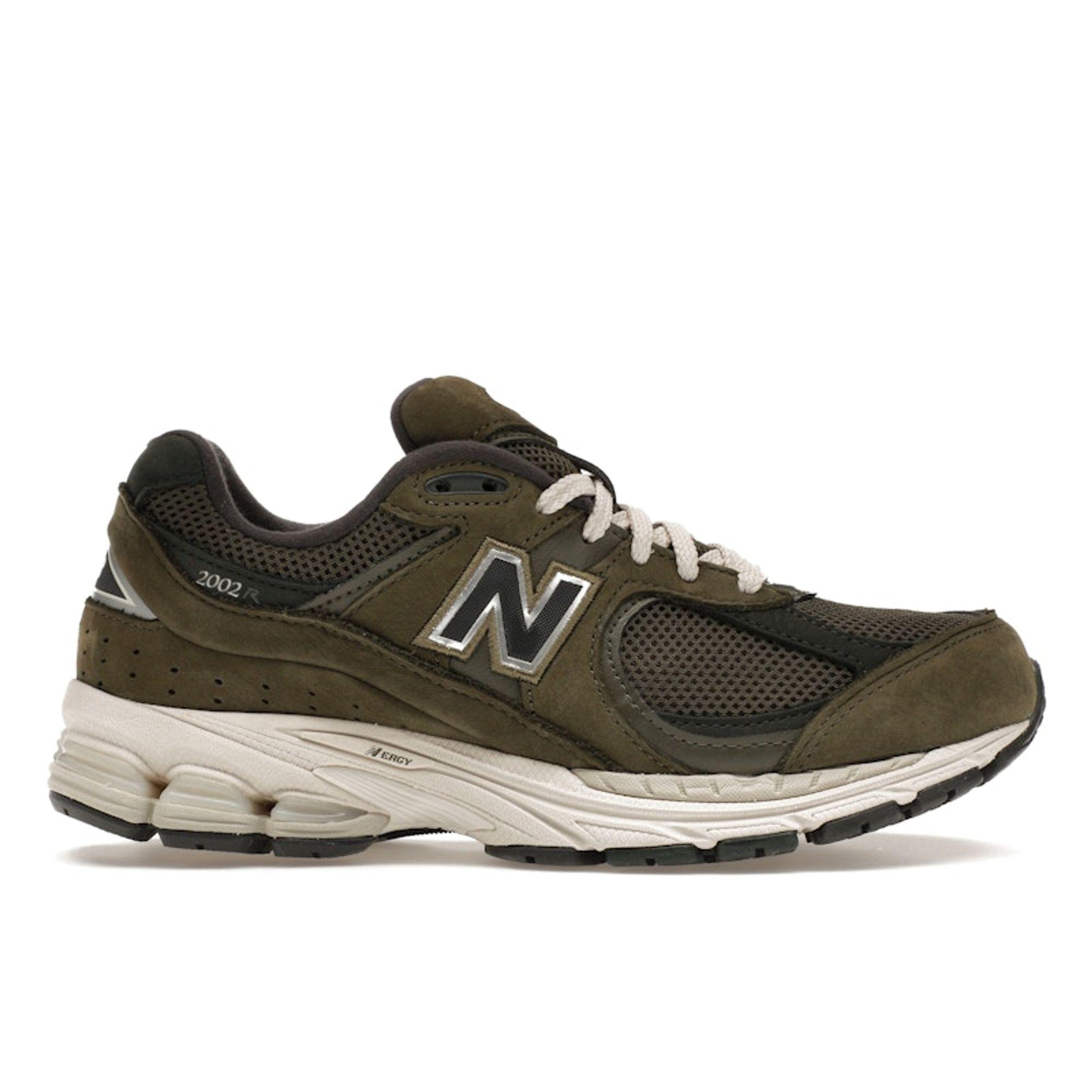 New Balance 2002R Men s Dark Olive Off White M2002RGL EU 37.5