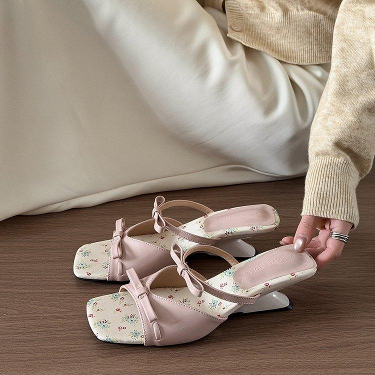 

Soft leather version~ small floral wedge heel sandals women s summer 2025 new models with skirts with fairy high heels 40