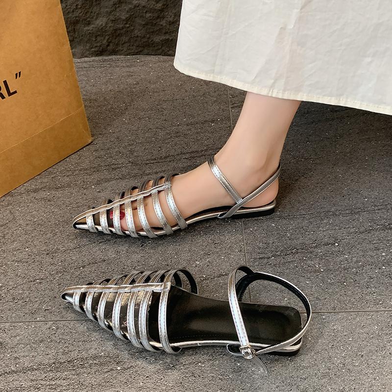 Fashion 2025 New Retro Style Summer Pointed Toe Women Sandals Fashionable Sexy Hollow Out Ladies Outdoor Dress Flats Gladiator Sandals