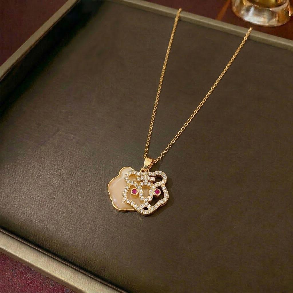Women's Cross-Border Fashion Necklace with Colorful Zirconia Heart and Titanium Steel Clavicle Chain
