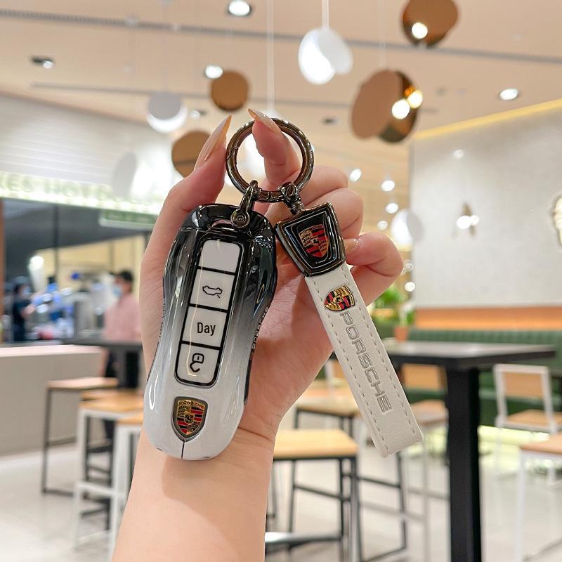 Kompatibilní s pouzdry na klíče Porsche: Cayenne, Panamera, Macan, 911, 718 a Taycan.