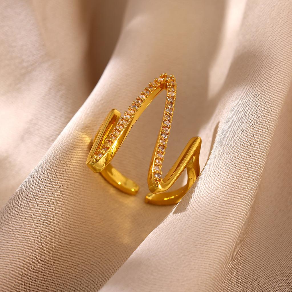 Vintage Gold Color 2026 Rings For Women Symmetric Geometry Anillos Cute Heart Butterfly Bow Ring Punk Jewelry Gifts Waterproof
