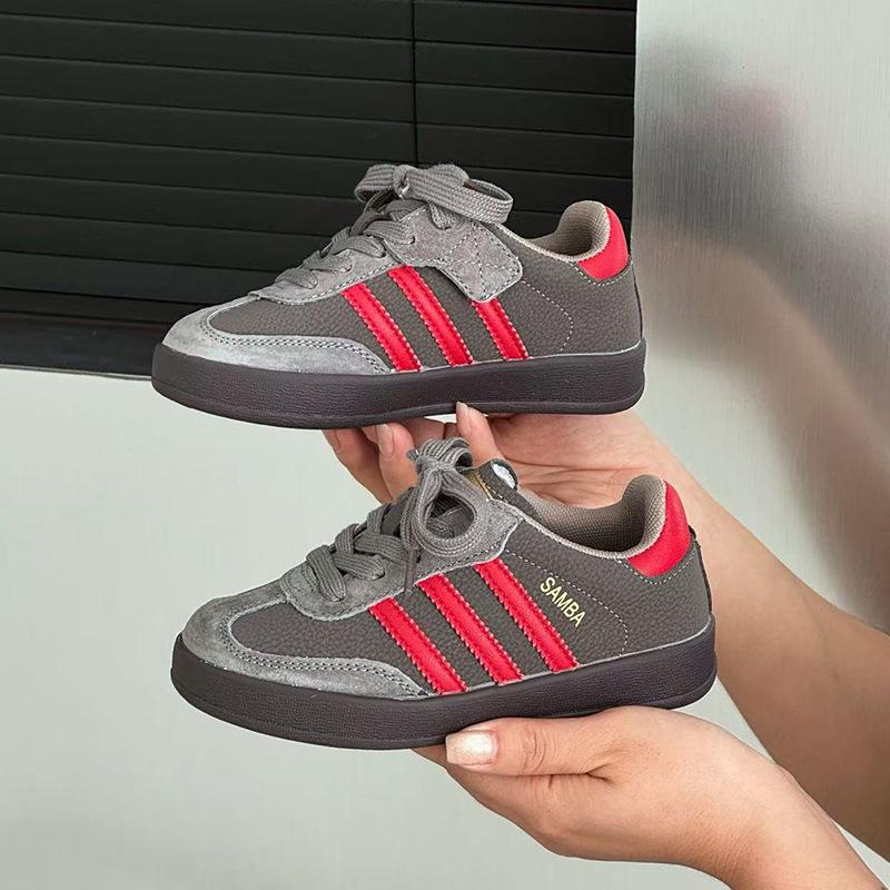 

Children s 2025 Autumn Korean Style Breathable Soft Sole Sports Shoes – Non-Slip Skate Shoes for Girls and Boys 19.2cm серый
