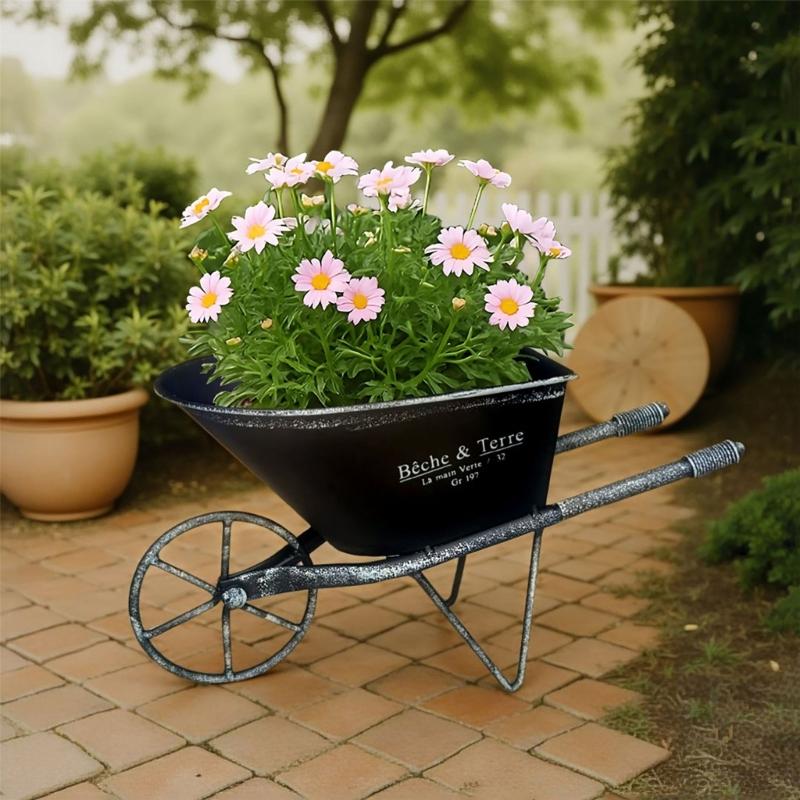 Antique Iron Metal Flowerpot Weather Resistant Iron Planter Flower Container For Balcony Garden Indoor and Outdoor Use