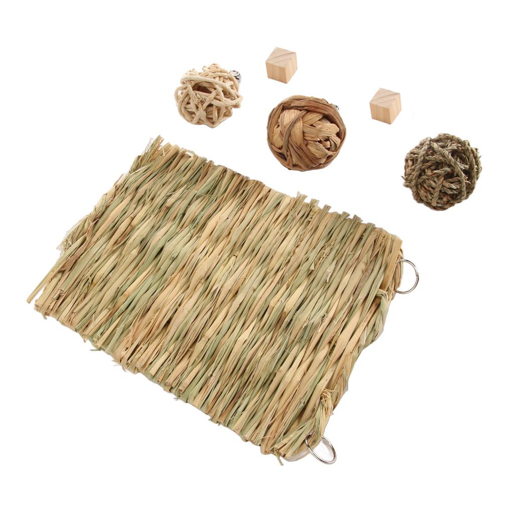 Rabbit Grass Mat Relieve Boredom Healthy Detachable Durable Hamsters Chew Toys Set for Home