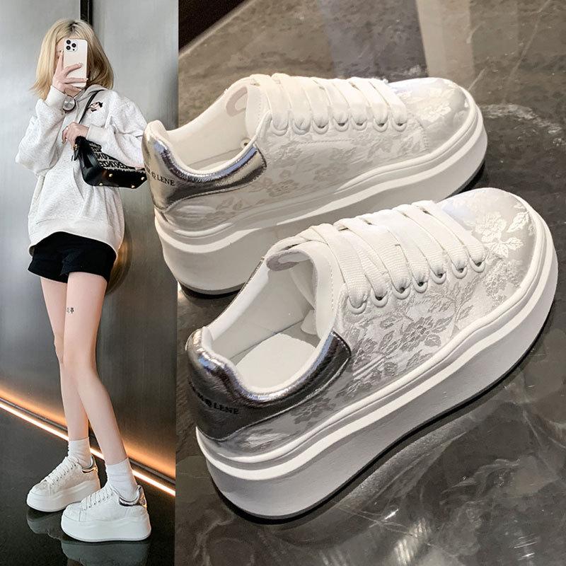 Height-increasing Platform Women's Shoes, National Versatile Sports Board Shoes, Women's Spring New National Style Super Fire