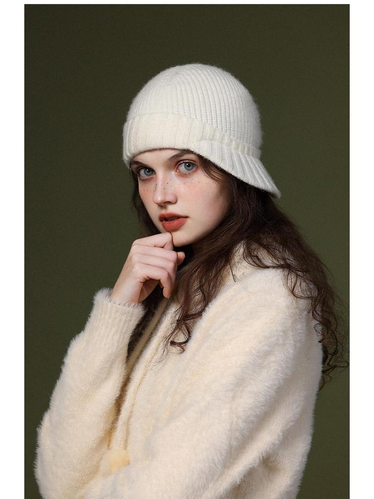 Women's Windproof Wool Knitted Hat with Ear Protection – Warm Duckbill Cap for Autumn and Winter