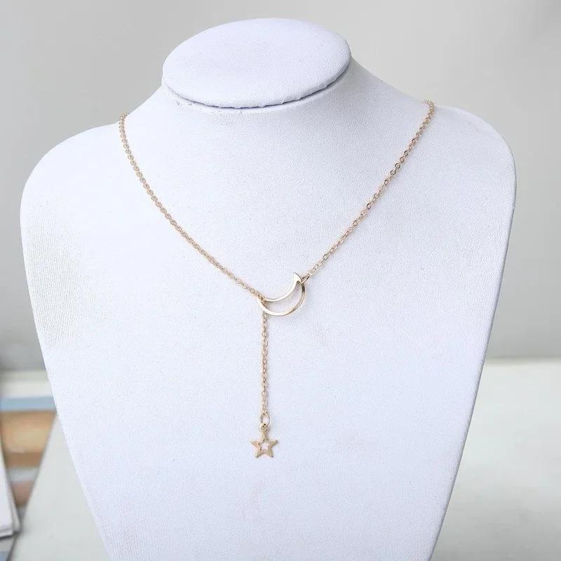 Fashion Creative Gifts Personalized Korean Star Pendant Tassel Necklace for Women Hollow Star Moon Collar Sweater Necklace Decor