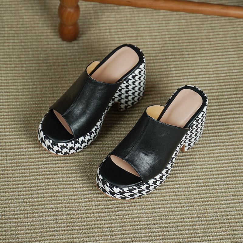 10.5CM popular summer open-toed thick-soled cool slippers black fashion versatile thick heel one pedal high-heeled sandals women