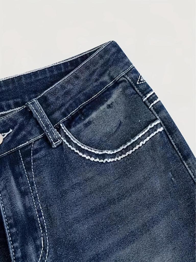Jeans da donna slim micro-svasati con tasche ricamate e lavaggio scuro