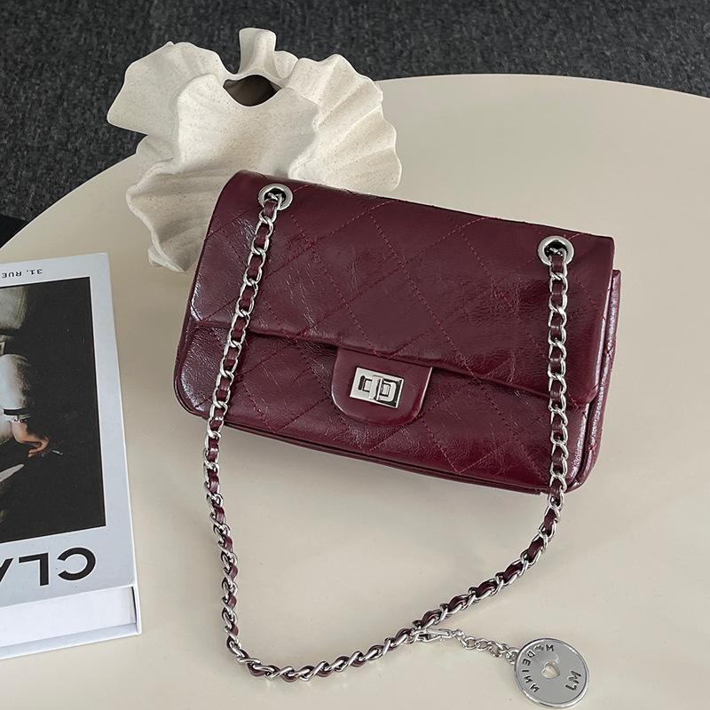 Women's Bag Niche Premium Genuine Leather Shoulder Bag Crossbody Small Fragrance Black Diamond Check Underarm Chain Bag