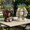 Hars Gezicht Plantenbak Hoofd gemonteerde Beeldhouwwerk Artistieke Pot voor Beplanting Lichtgewicht Hars Avatar Bloempot Cadeau voor Plantenliefhebbers Woondecoratie