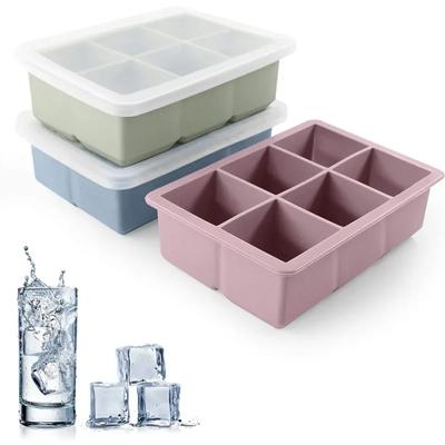 Silikon-Eiswürfelform, 3-farbiger Eiswürfelbereiter mit großem Gitter, flexibles Silikon-Eiswürfeltablett mit Deckel, Küchenhelfer und Zubehör