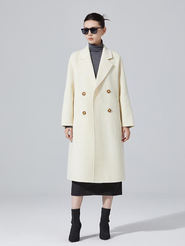 

Женское шерстяное пальто высокого класса серого цвета - Осень/Зима 2024, свободный крой, отложной воротник. M