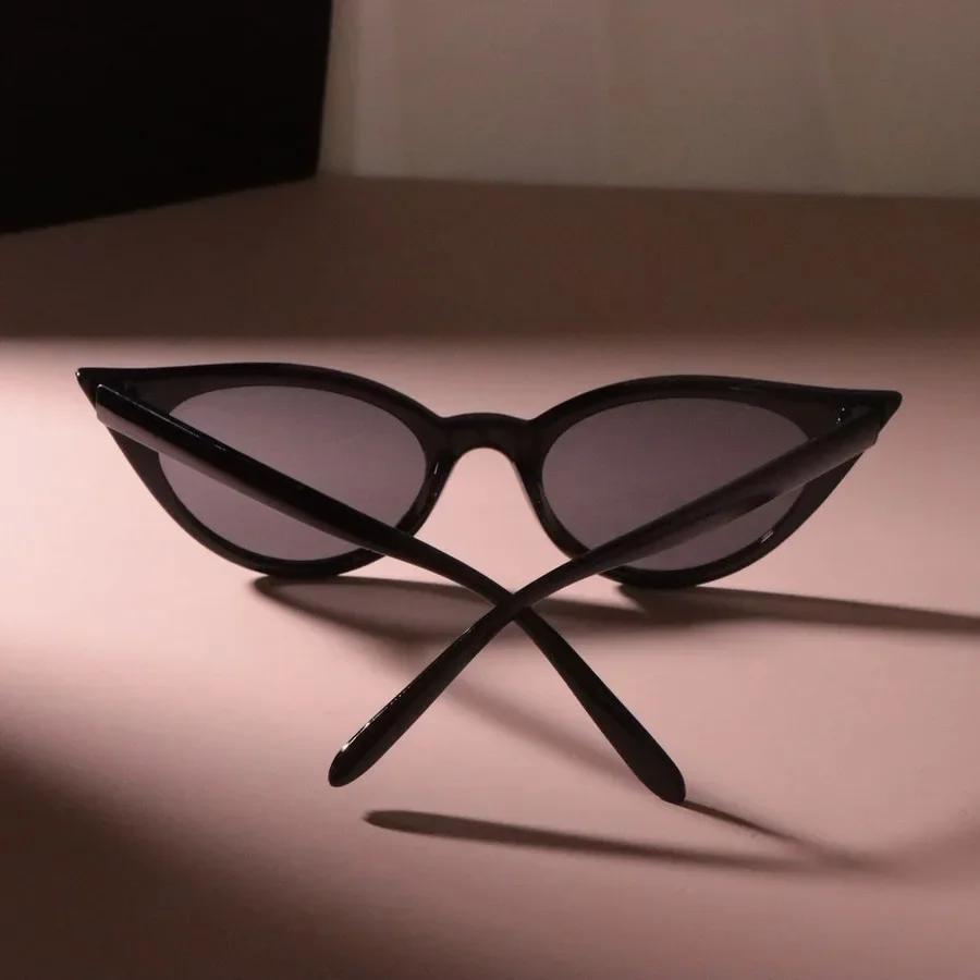 Klassische Cat-Eye-Designer-Sonnenbrille Damen Herren Kleiner Rahmen Spiegel Sonnenbrille Weiblich Männlich Outdoor Trendmarke