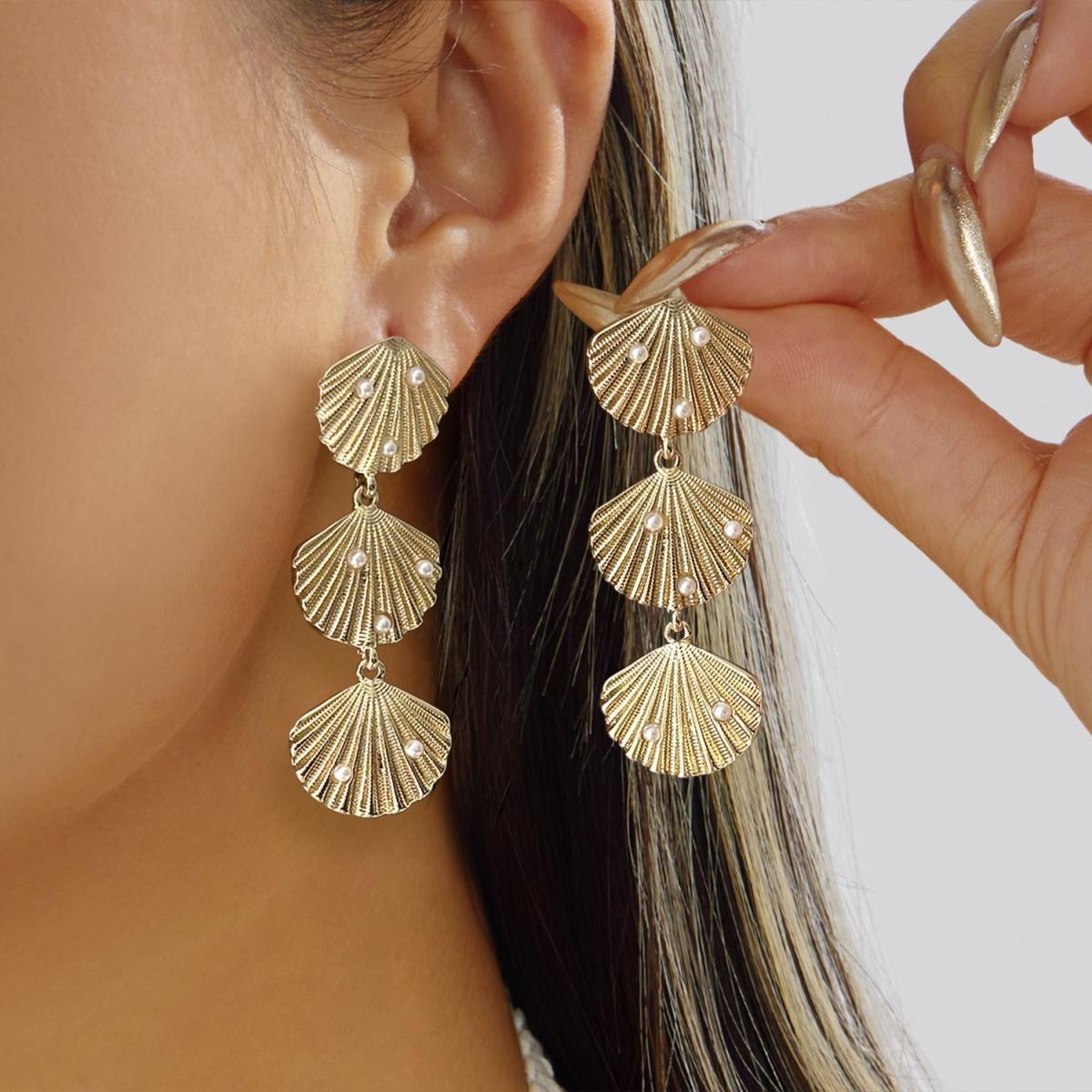 

Exaggerated Inlaid Imitation Pearl Shell Stacked Long Dangle Earrings For Women Men Classic Metal Shell Earring Summer Zircon