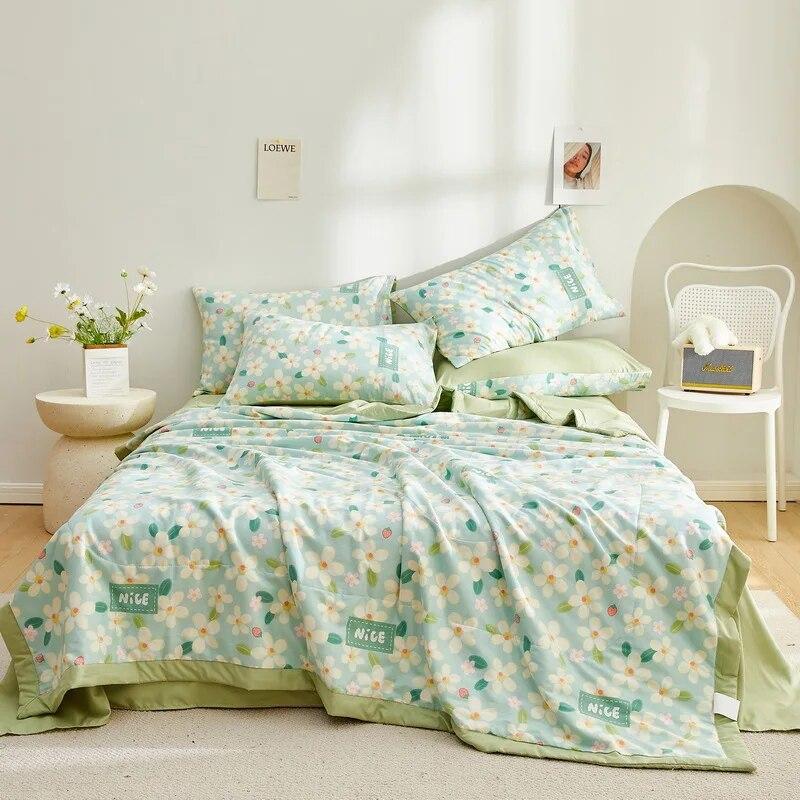Summer Thin Cool Quilt Bedding Home Textiles Children Student Dormitory Cartoon Soft Comfortable Blanket Air-conditioning Quilt