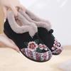 New Winter Cotton Shoes with Plush and Thick Soft Sole for Mothers, Fashionable Embroidered Warm and Non Slip Cotton Shoes