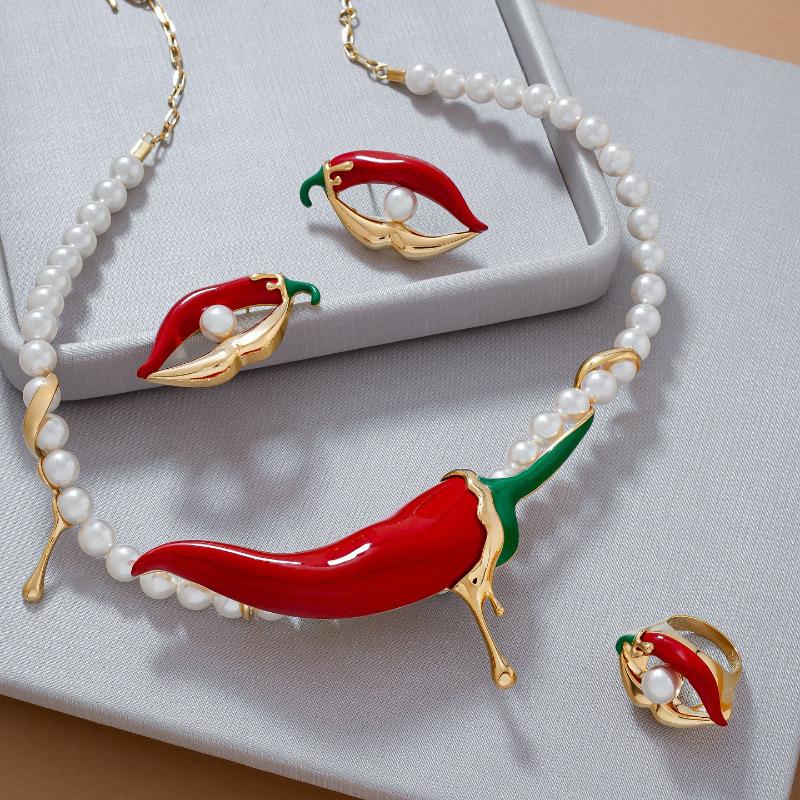 

Pepper Shape Pearl Chain Necklace Red With Green Bright Color Light Luxury Fun Niche Design