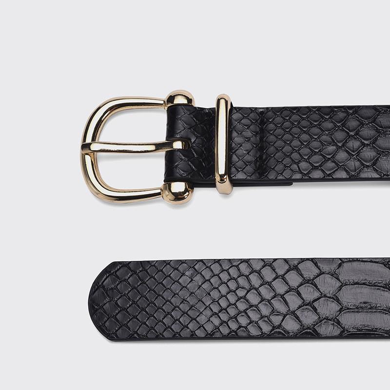 Leather Chic Pu Snake Texture Womens Belt Featuring Durable Alloy Buckle For Stylish Outfits