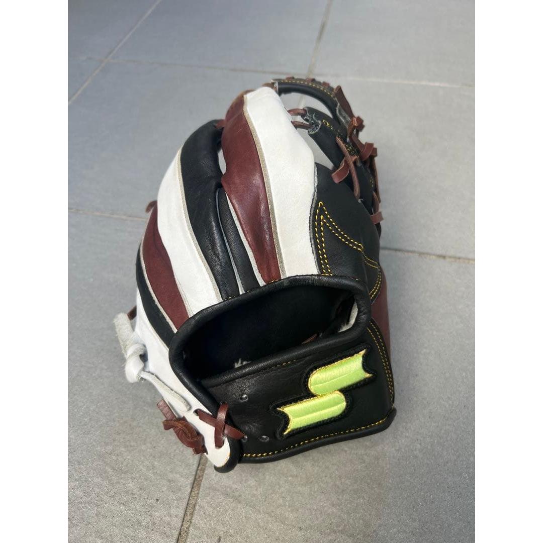 Used Discount negotiation available within common sense SSK soft gloves black/white/brown ready for use