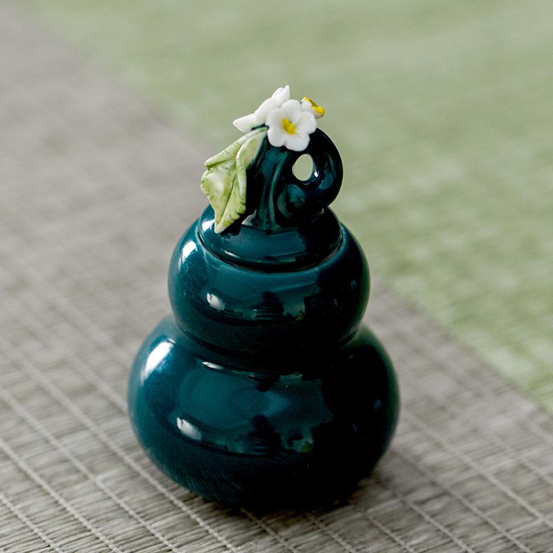 Creative Ceramic Small Tea Pot Kiln Turned Vintage Storage Candy Jar Portable Tea Set Accessories Medicine Powder Food Container