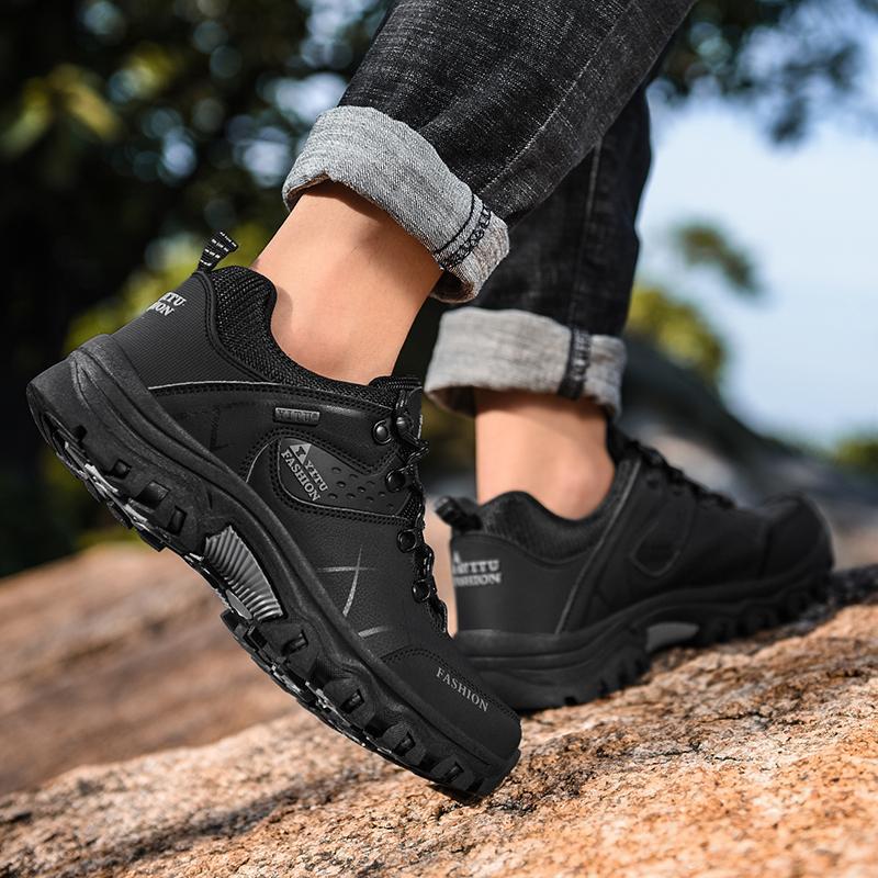 Mountaineering Men's Shoes 2025 New Winter Outdoor Sports and Leisure Site Work Non-slip and Wear-resistant Men's Labor Insurance Tide Shoes