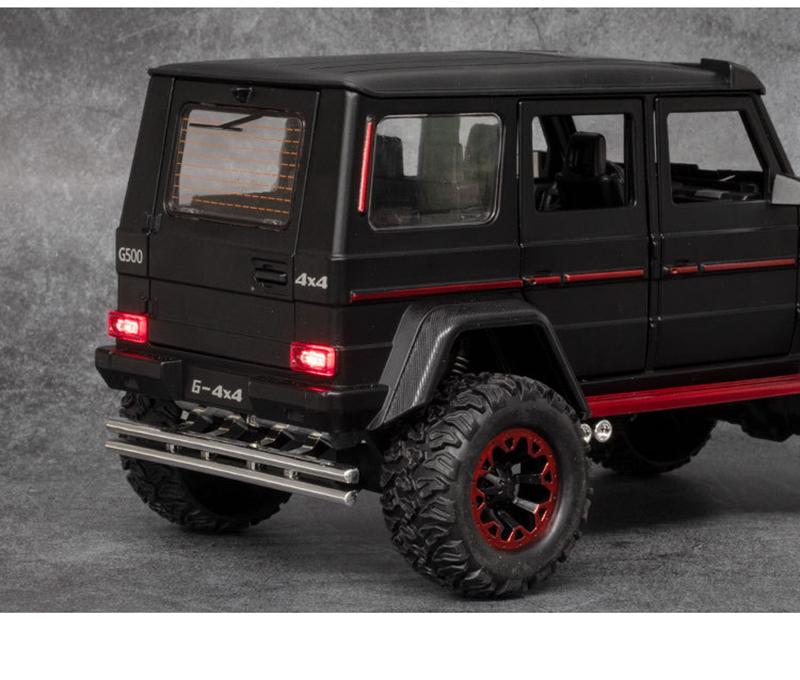 1/24 BENZ G500 4x4 Tyre Alloy Car Model Diecasts Metal Toy Off-road Vehicles Car Model High Simulation Sound and Light Kids Gifts