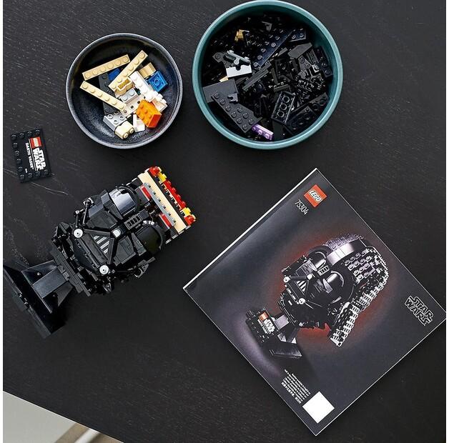 LEGO Star Wars 75304 Darth Vader Helmet
