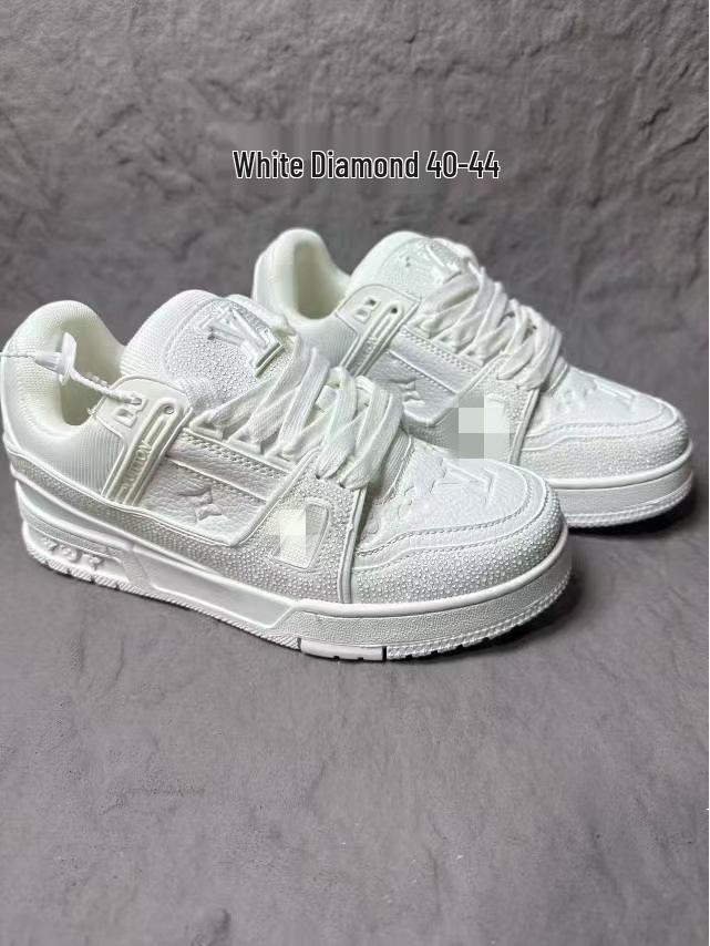 

Pure Original L Family Sneakers: Diamond-Embellished Unisex Skate Shoes, Korean Style, Perfect for Sports and Running, Free Shipping 37
