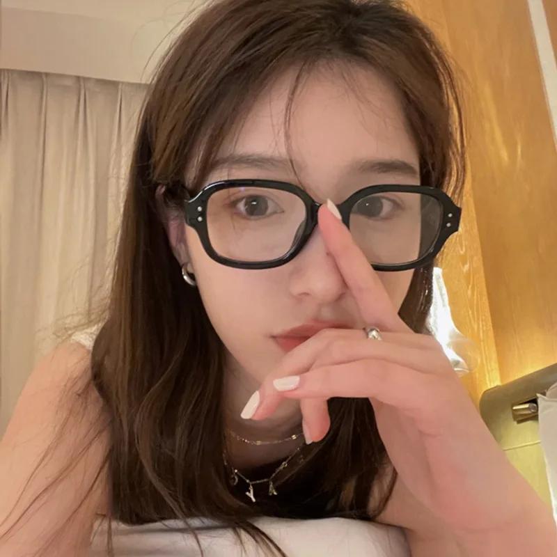 Retro Square Oval Frame Anti Blue Light Glasses Red Thick Frame Plain Eyes Glasses Korean Fashion Female Eye Protection Eyewear
