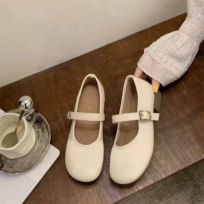 Mary Jane women's shoes flat shoes spring and autumn single shoes 2025 new shallow soft sole one-word buckle belt small leather shoes women
