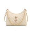 Borsa a tracolla sotto il braccio a catena rombica stile Xiaoxiangfeng da donna, nuova, versatile per la primavera e l'estate, borsa a spalla alla moda per pendolari