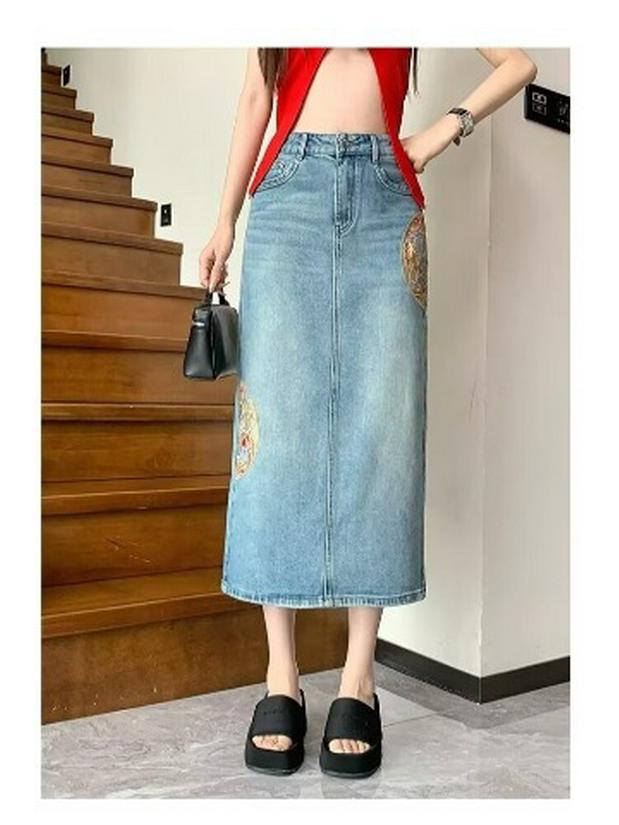 

Вышитая джинсовая миди-юбка А-силуэта с высокой талией - Весна/Лето Большой размер M: Height 155-165CM (43-49 kg)