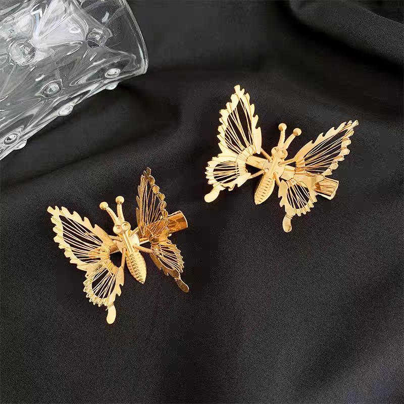 AWAYTR Luxury Hollow-out Gilded Butterfly Duckbill Hairpin Alloy Hair Clip Valentine Headwear Hair Accessories Festival Gift