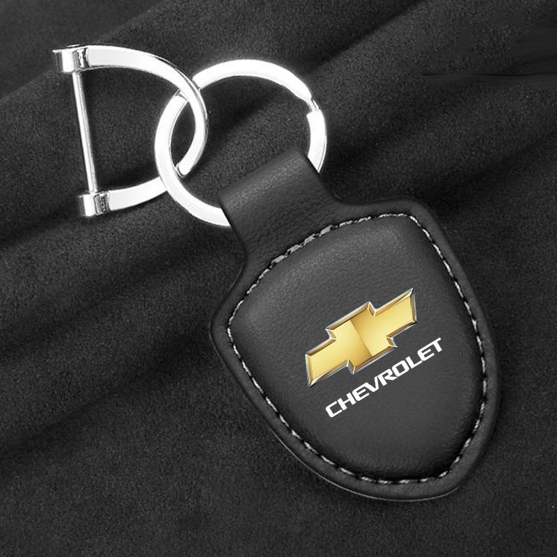 

Car Leather Keychain Shield modeling Gift Leather Key Chain Waist Wallet For Chevrolet Colorado Cruze Spark Captiva Malibu Trax