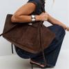 Stylish Sophisticated Women's Tote Bag Versatile Retro Trendy Wing Handbag Simple Elegant Solid Color Underarm Bag Shoulder Bag